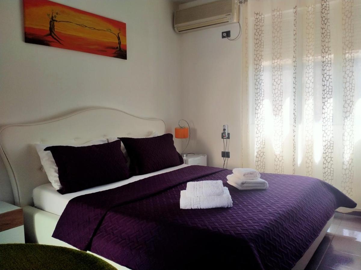 Orange Villa Hotel Tirana Exteriör bild