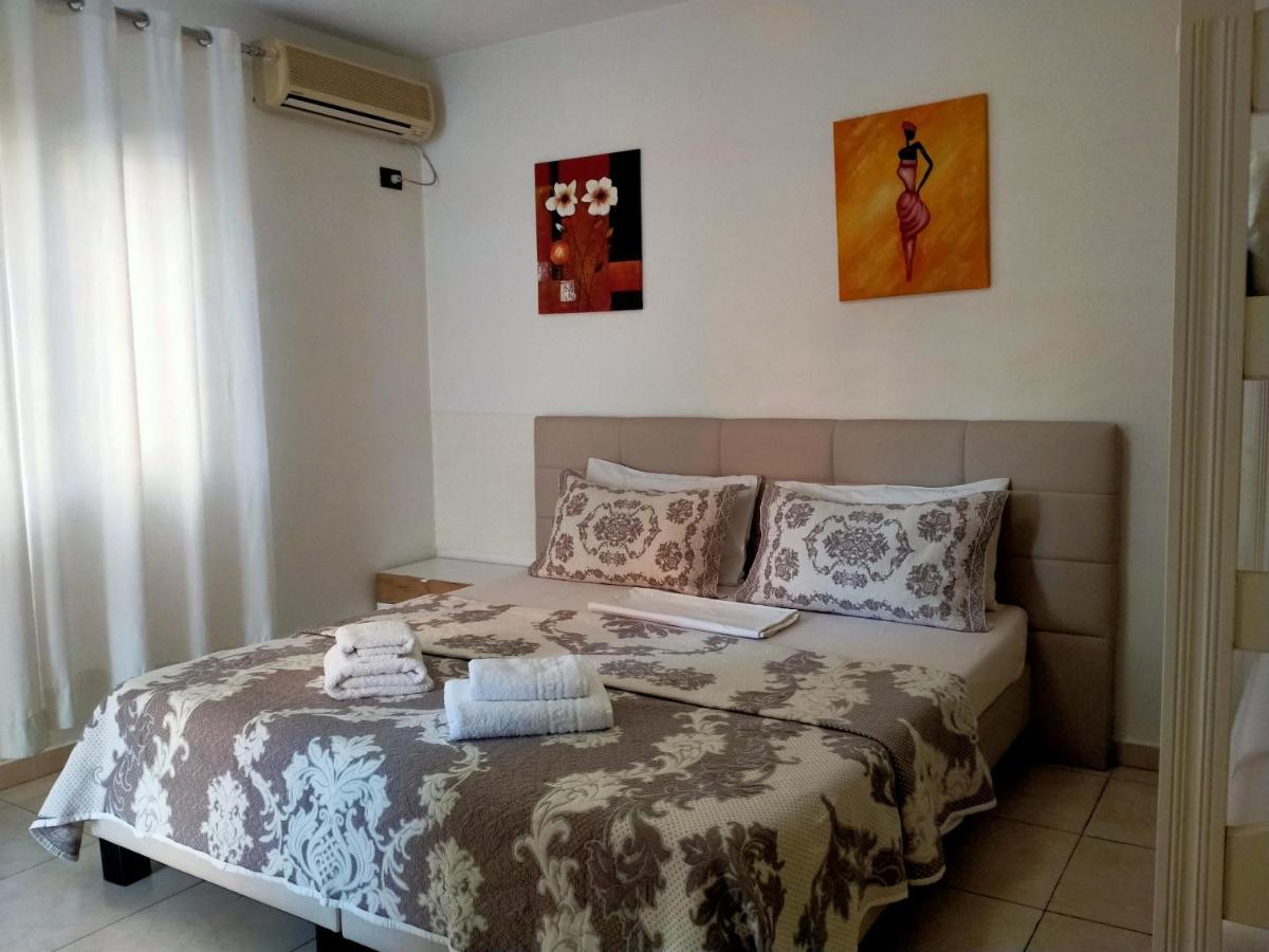 Orange Villa Hotel Tirana Exteriör bild